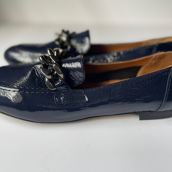 Women's Nolin2 Leather Loafer, Dark Blue - Picture 6 of 8
